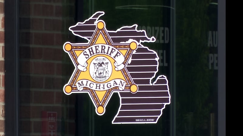 Lansing Lugnuts 2025 team arrives in town Lansing Lugnuts 2025 team arrives in town