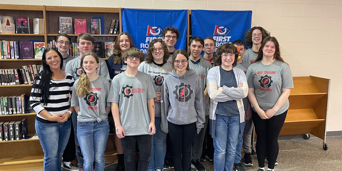 Laingsburg High School robotics team raising money for world championship