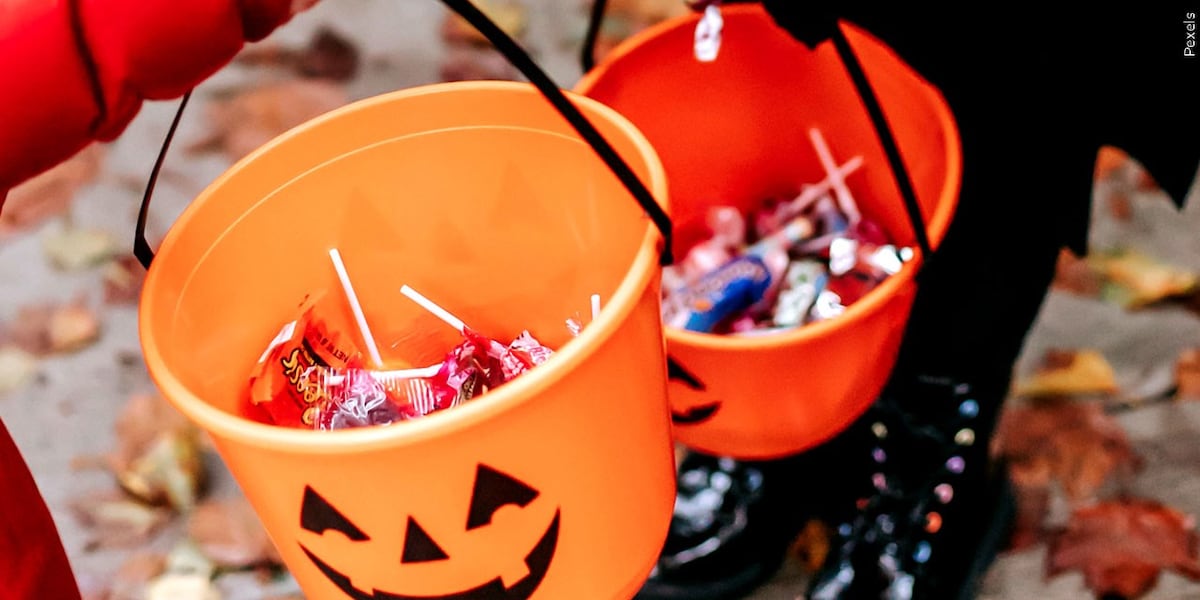 Miracle League of Mid-Michigan helps kids with disabilities trick-or-treat