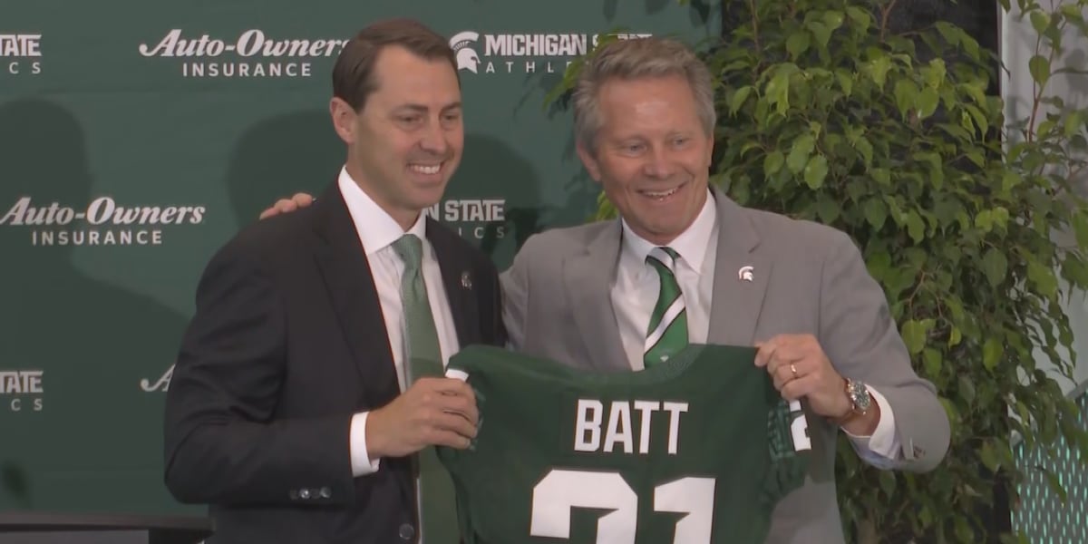 REPORT: MSU AD J Batt has emerged as the target for Kentucky's Athletic Director search