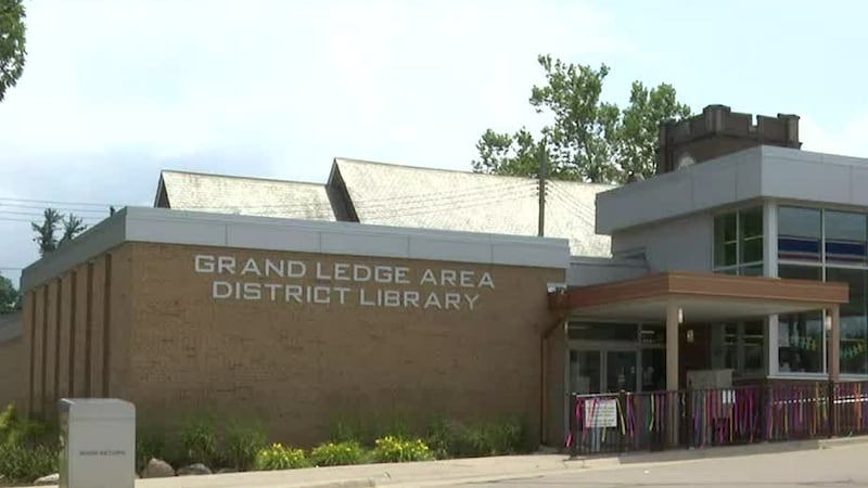 Grand Ledge Area District Library hosts food drive to combat rising costs