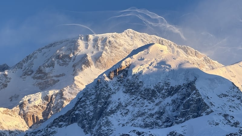 Mt. McKinley's peak is 20,310 feet.