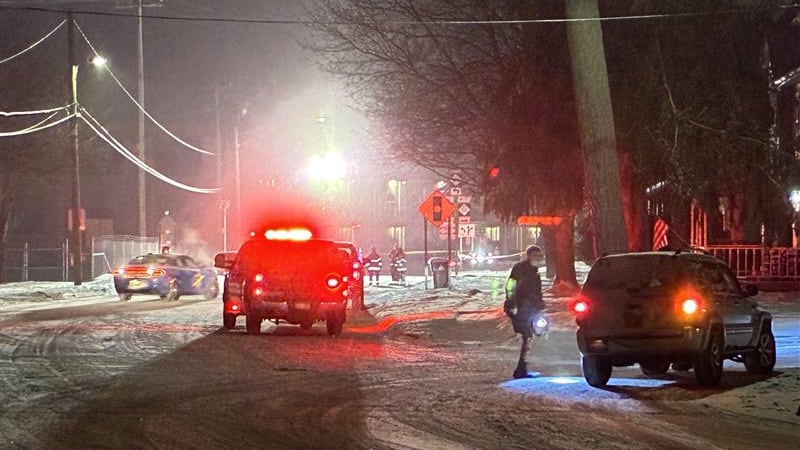 Heavy police presence spotted in Eaton Rapids Tuesday night