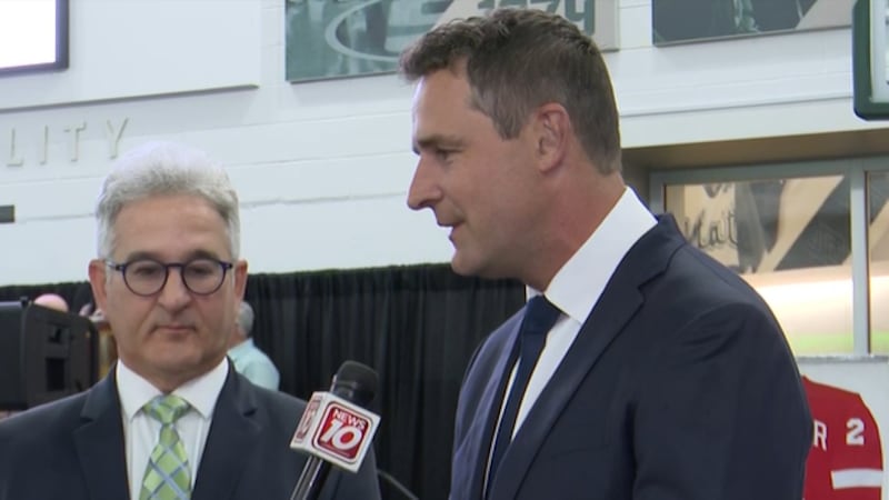 Former Red Wing Jiri Fischer speaks at Champions of the Heart gala