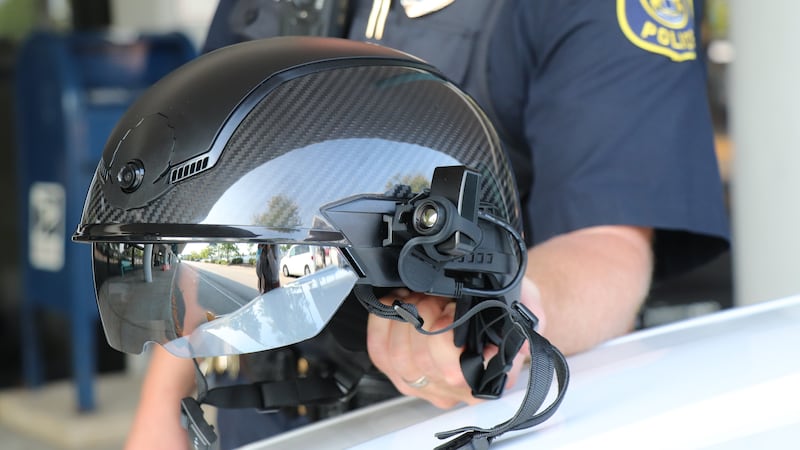 Mobile smart helmet
