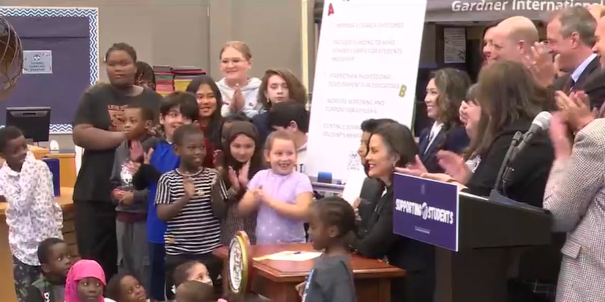 Gov. Whitmer signs education bill adding 125 million to Michigan