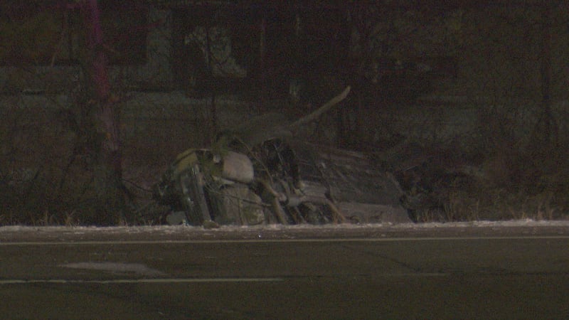 Roll over crash in south Lansing Tuesday night