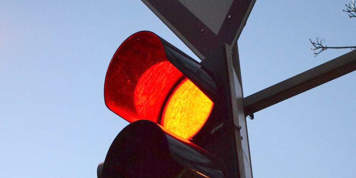 First Stoplight This Day in Michigan History: World’s first four-way-stoplight ...